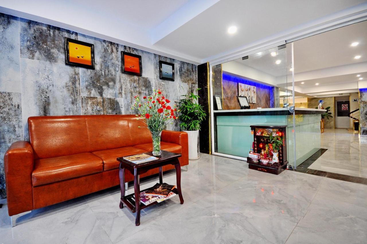 Golden Lotus Hotel Нячанг Экстерьер фото