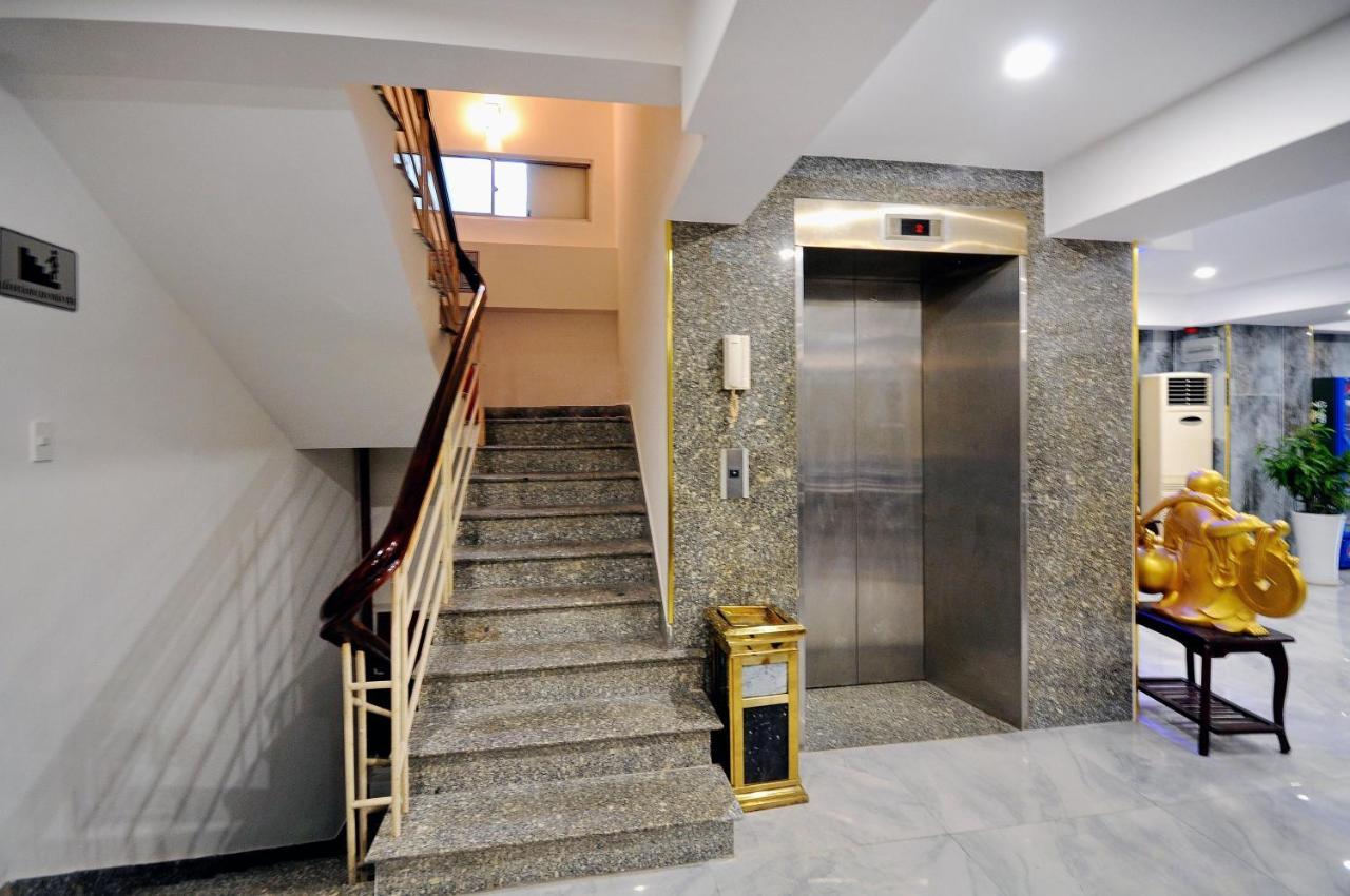 Golden Lotus Hotel Нячанг Экстерьер фото