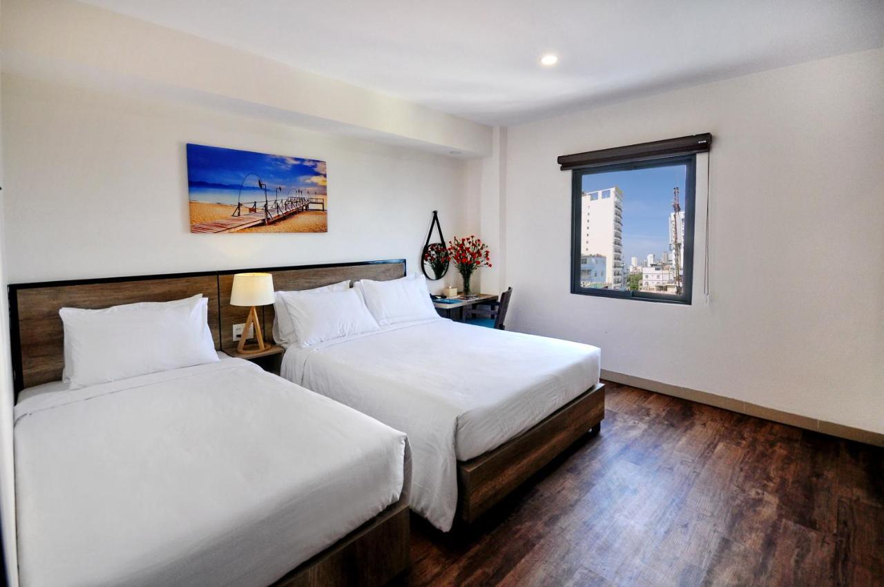 Golden Lotus Hotel Нячанг Экстерьер фото