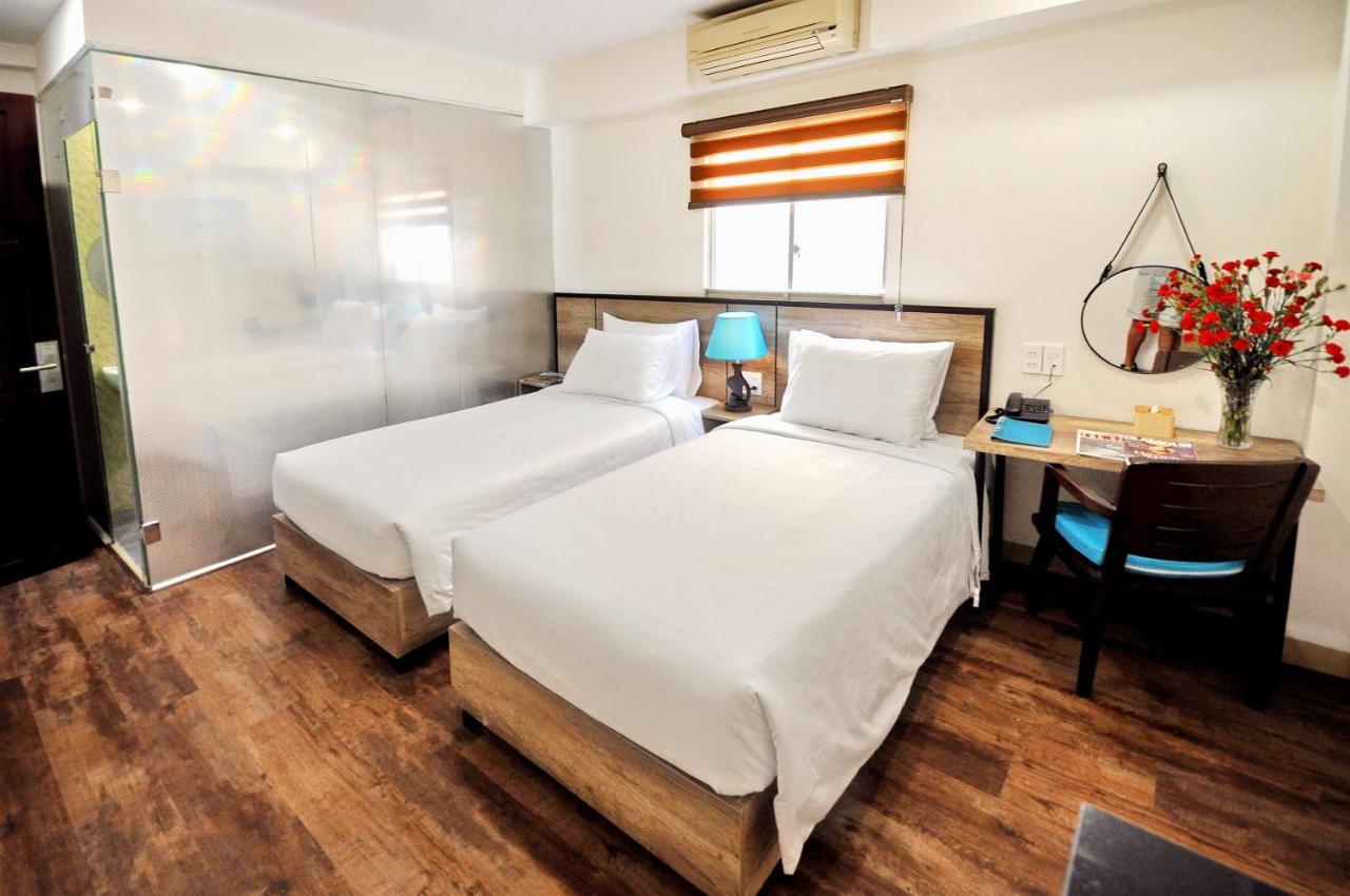 Golden Lotus Hotel Нячанг Экстерьер фото